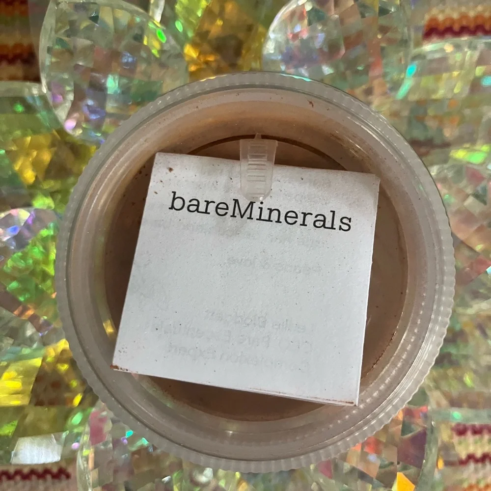 NWOB bareMinerals Original Foundation in Medium Dark